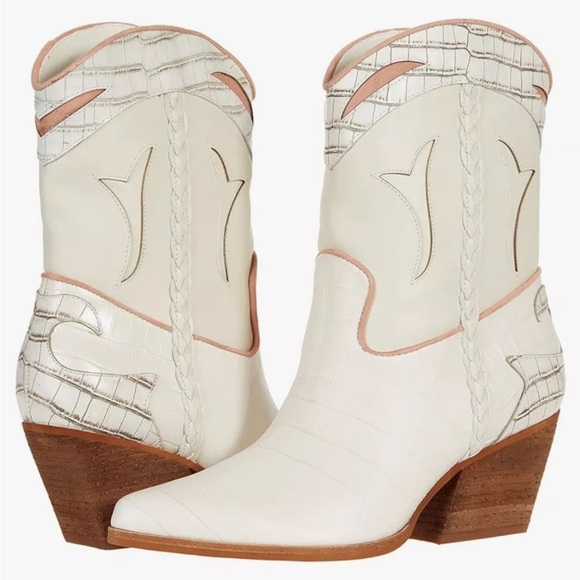 Dolce Vita Shoes - Women's Dolce Vita white Western cowboy Boots
